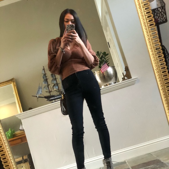 Meet your Posher, ແອນນີ້ແບຮນເນມ - Picture 4 of 9